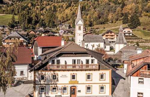 Sankt Martin Apartment | Cosy apartment for 4 guests with WIFI, balcony and pets allowed