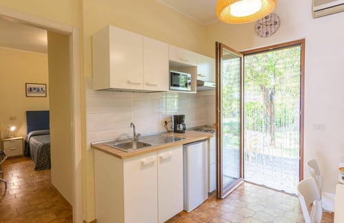 Francavilla al Mare Apartment | Cosy apartment for 5 people with A/C, WIFI, TV and terrace