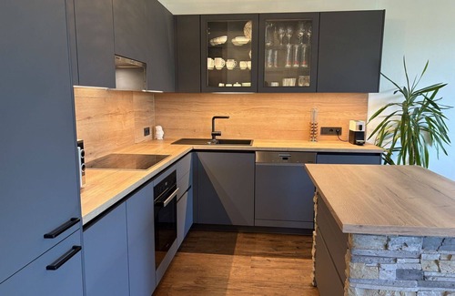 Eben im Pongau Apartment | Cosy apartment for 8 people with TV, terrace and panoramic view
