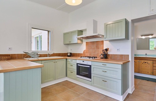 Croissanville Apartment | Cosy apartment for 2 people with WIFI and terrace