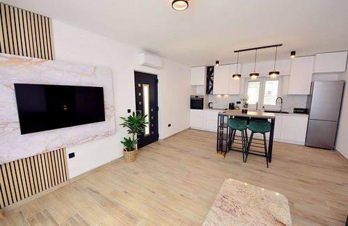 Sveta Nedjelja Apartment | Cosy apartment for 4 people with A/C, WIFI, hot tub, TV, terrace and parking