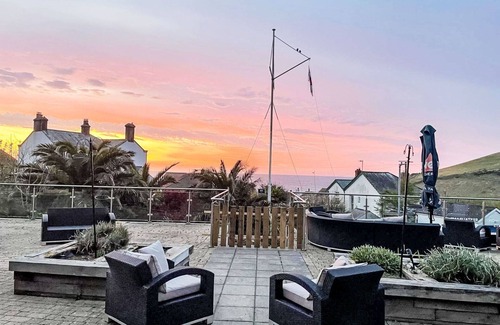 Gorran Haven Apartment | Cosy apartment for 2 guests with WIFI, TV, terrace and parking