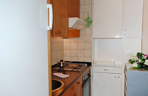 Castagnola Apartment | Cosy apartment for 2 guests with pool, WIFI, TV, patio and panoramic view
