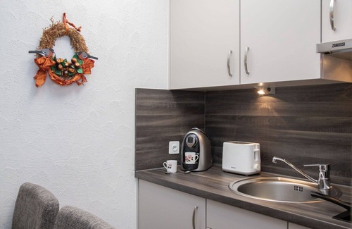 Falera Apartment | Cosy apartment for 3 guests with WIFI, pool, TV, balcony and panoramic view