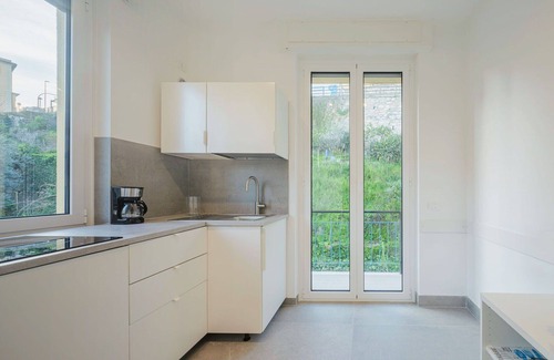 Sori Apartment | Cosy apartment for 3 people with WIFI, A/C, TV and balcony