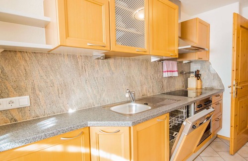 Umhausen Apartment | Cosy apartment for 4 people with WIFI, TV and balcony
