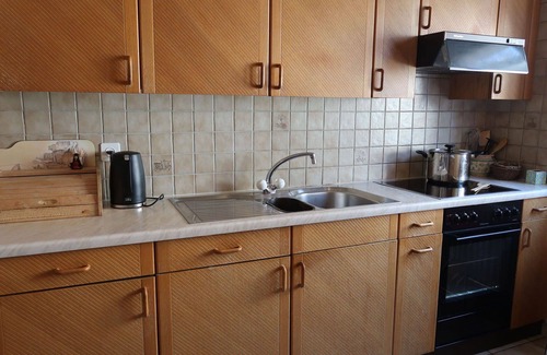 Fribourg Apartment | Cosy apartment for 4 guests with WIFI, TV and patio