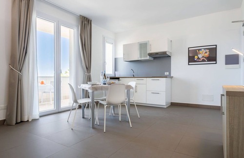 Marsala Apartment | Cosy apartment for 4 guests with A/C, WIFI, pool, TV and balcony
