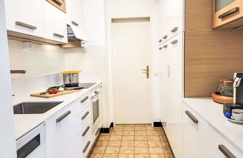 Comano Apartment | Cosy apartment for 4 guests with WIFI, TV and balcony