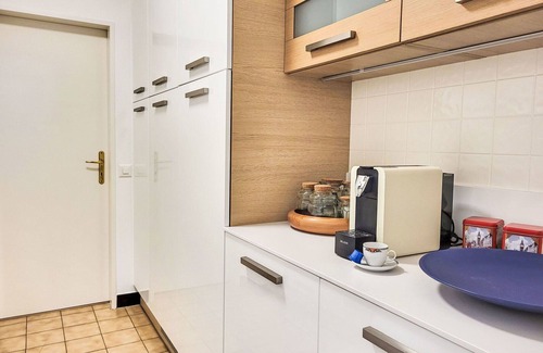 Comano Apartment | Cosy apartment for 4 guests with WIFI, TV and balcony