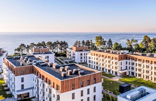 Gaski Apartment | Cosy apartment for 4 guests with WIFI, hot tub, pool, TV and balcony