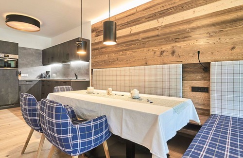 Soelden Apartment | Cosy apartment for 4 guests with WIFI, TV, balcony and pets allowed