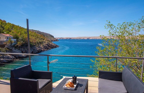 Stinica Apartment | Cosy apartment for 4 guests with A/C, WIFI, TV and terrace