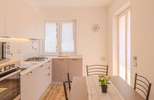 Dro Apartment | Cosy apartment for 4 guests with A/C, WIFI, TV, patio and panoramic view