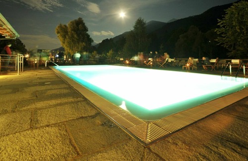 Sampeyre Apartment | Cosy apartment for 4 guests with pool, WIFI, TV, terrace and parking