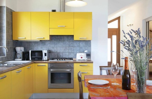 Domaso Apartment | Cosy apartment for 4 people with WIFI, TV and terrace