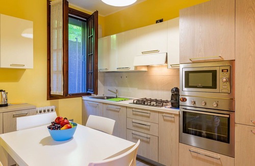 Dongo Apartment | Cosy apartment for 4 people with WIFI, TV and patio