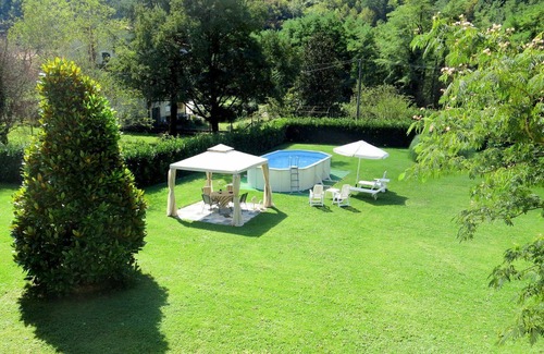 Casoli Apartment | Cosy apartment for 5 guests with WIFI, pool, TV and patio