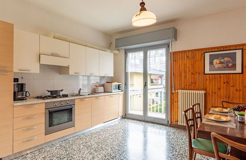 Dongo Apartment | Cosy apartment for 5 guests with WIFI, TV and patio