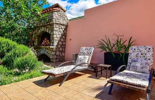 Sibinj Krmpotski Apartment | Cosy apartment for 5 guests with WIFI, A/C, TV and terrace
