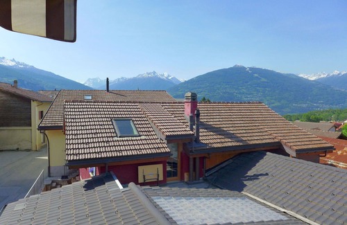Grimisuat Apartment | Cosy apartment for 6 people with WIFI, TV and terrace