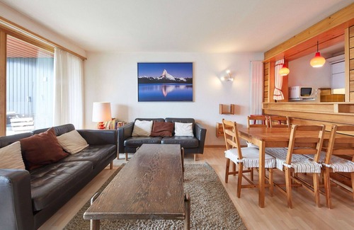 Vex Apartment | Cosy apartment for 6 people with WIFI, pool, TV, balcony and panoramic view