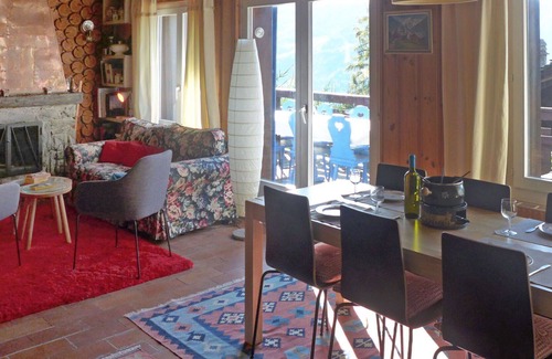 Verbier Apartment | Cosy apartment for 7 guests with WIFI, terrace, pets allowed and parking