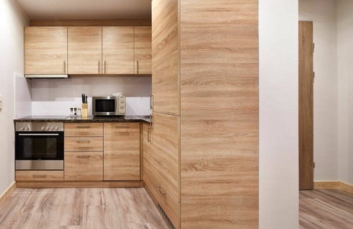 Katschberg Apartment | Cosy apartment for 6 guests with WIFI, pool, TV, balcony, pets allowed and panoramic view