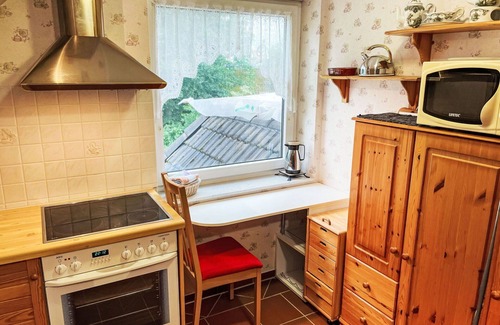 Wanna Apartment | Cosy apartment for 3 people with WIFI, hot tub, TV, balcony and panoramic view