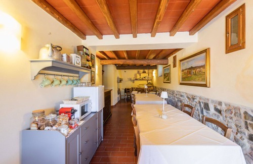 Montebonello Apartment | Cosy apartment for 6 people with A/C, WIFI, pool, TV, pets allowed and panoramic view