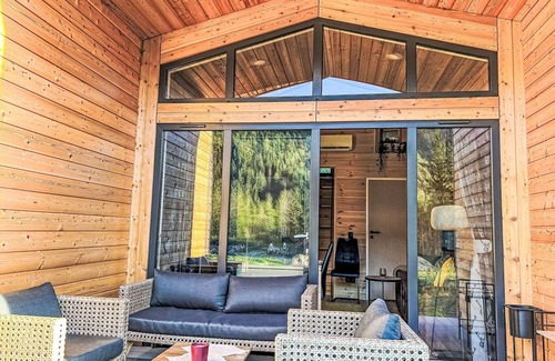 Fischbachau House | Cosy apartment in villa for 5 guests with A/C, TV, terrace, pets allowed and parking
