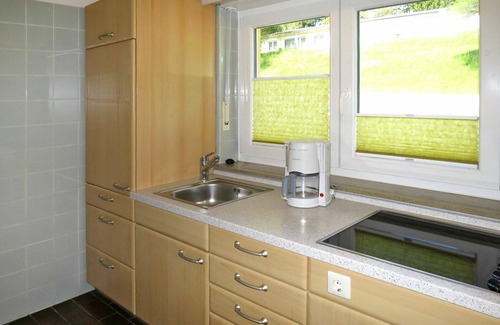 Maierhofen House | Cosy apartment in villa for 6 guests with pool, TV and terrace