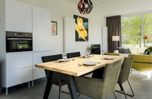 Enkhuizen House | Cosy apartment in villa for 4 guests with WIFI, TV and terrace
