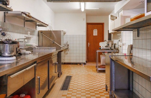 Vercorin House | Cosy apartment in villa for 23 guests with WIFI, hot tub and terrace