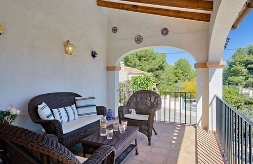 Sol del Este House | Cosy apartment in villa for 6 people with A/C, private pool, WIFI, TV and terrace