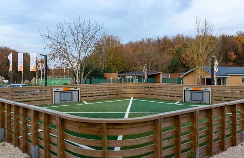 Linden House | Cosy apartment in villa for 4 people with WIFI, TV, terrace and parking