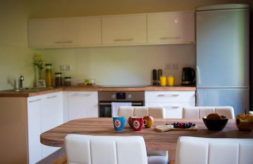 Zelezniki Apartment | Cosy Apartment Pr Potokar