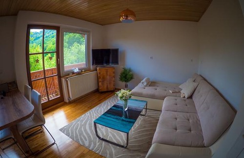 Zelezniki Apartment | Cosy Apartment Pr Potokar