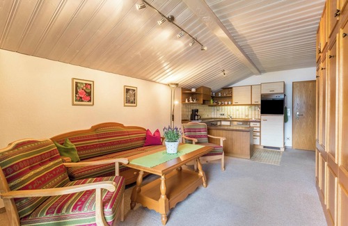 Schliersee Apartment | Cosy Apartment Riepl with Lake Access, Garden, Balcony & Wi-Fi