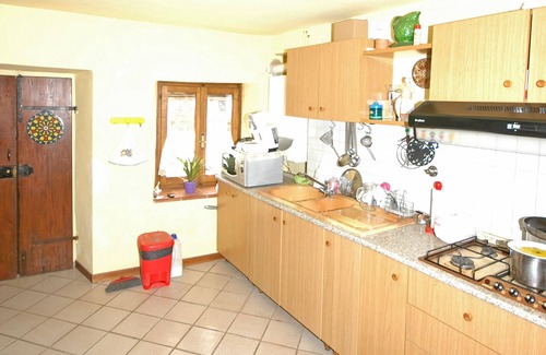 Valagnesi Apartment | Cosy apartment with private pool, WIFI, TV, balcony, pets allowed, panoramic view and parking