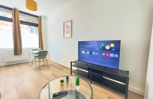 Douai Apartment | Cosy appart- 2 pers Netflix Hyper centre Douai