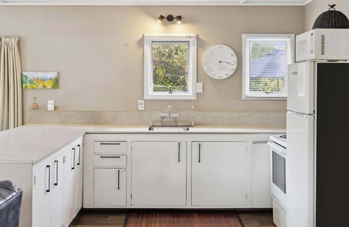 Wanaka House | Cosy classic cottage