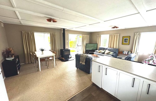 Wanaka House | Cosy classic cottage