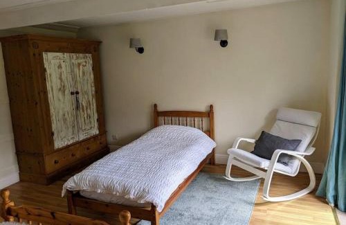 Haverfordwest House | Cosy Cottage Crundale