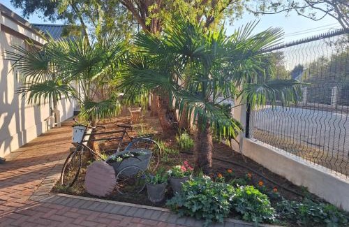 Parys House | Cosy Cottage on Boom - Loadshedding Friendly