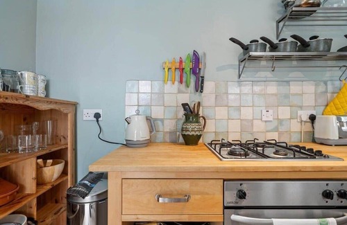 Plymouth Cottage | Cosy Cottage with Garden, Plymouth