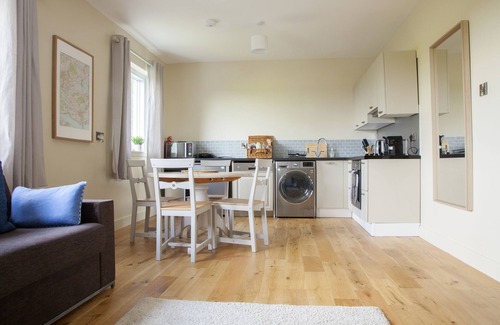 Rumbling Bridge Cottage | Cosy cottage with stunning views