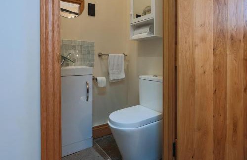 Grafton Regis Apartment | Cosy countryside retreat, Weiser