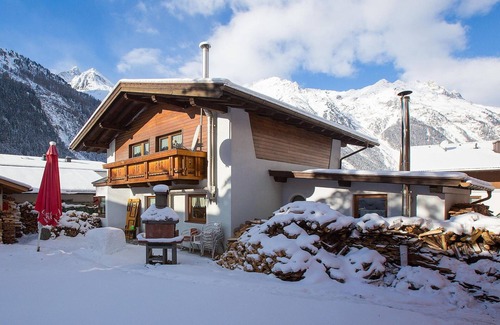 Huben House | Cosy holiday home in Längenfeld