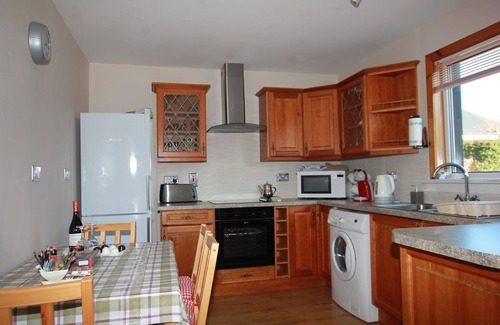 Stornoway House | Cosy holiday house An Airigh